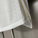 Camisa Real Madrid Titular 2025/26 - Versão Jogador Branco e Dourado